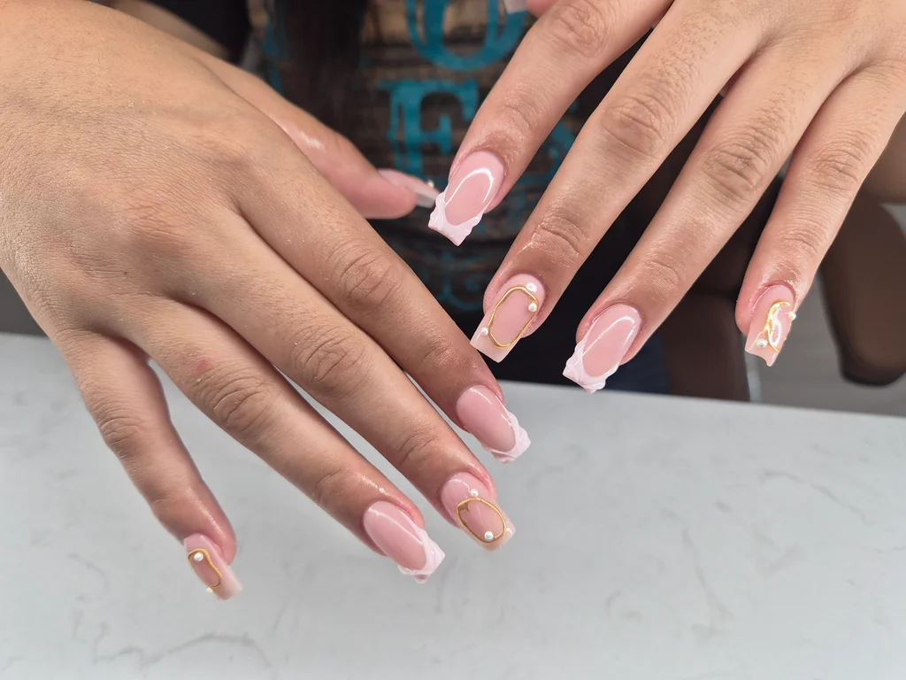 The Muse Nails & Lashes gallery photo 43